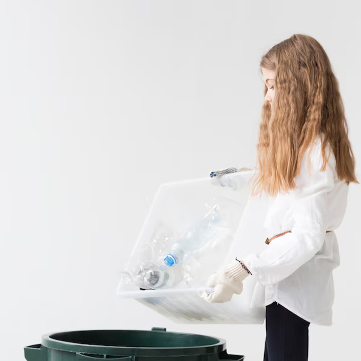 Utilisation du Plastique dans l'Industrie et son Avenir